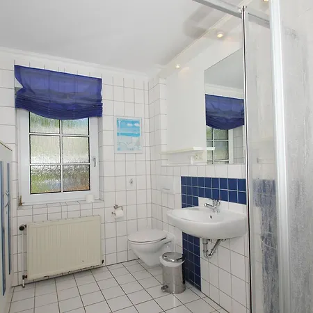 Haus Seeblick شقة Sellin (Rugen)